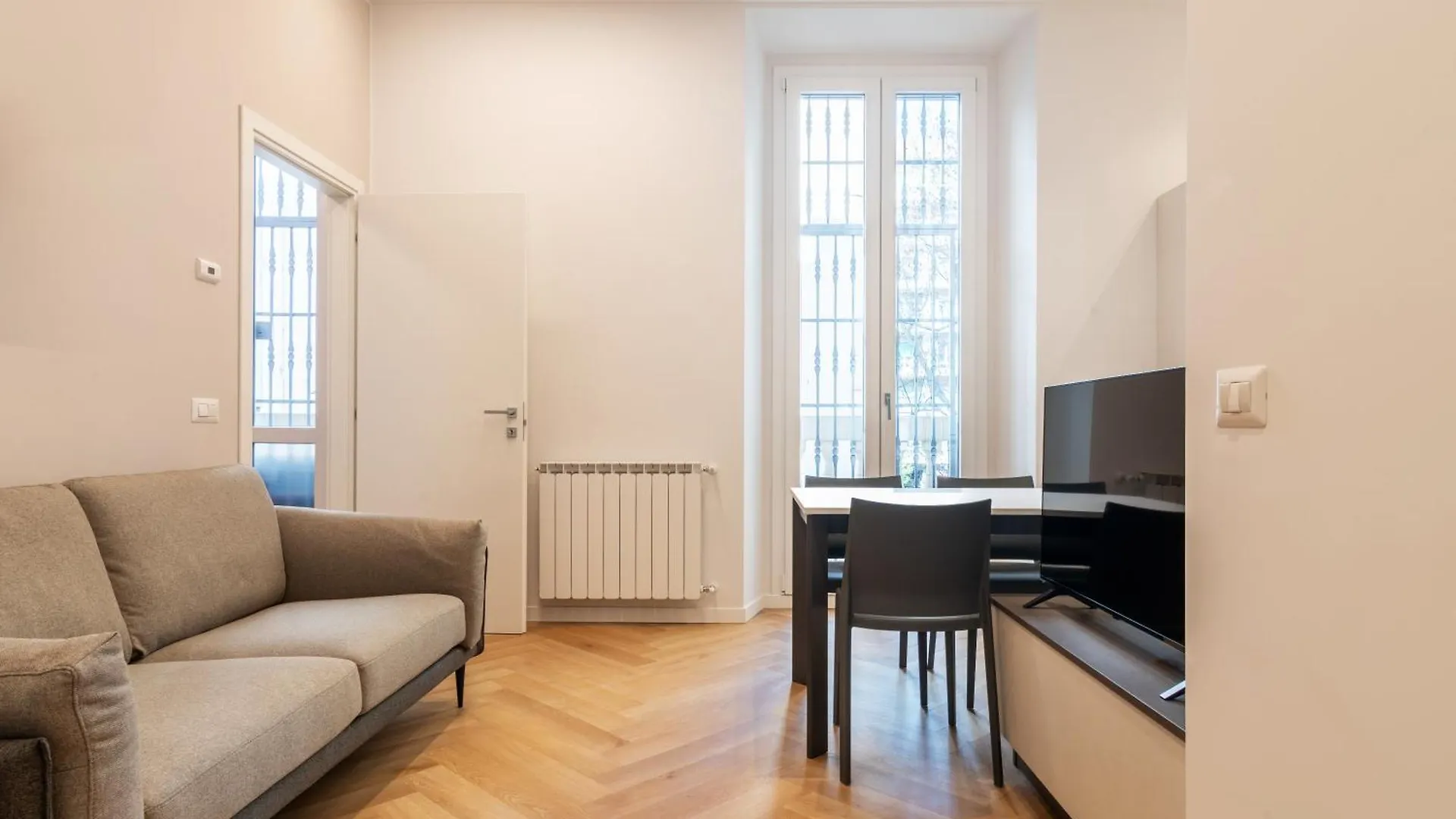 Monte Nero 2Br Apt Pta Romana M3 Milano